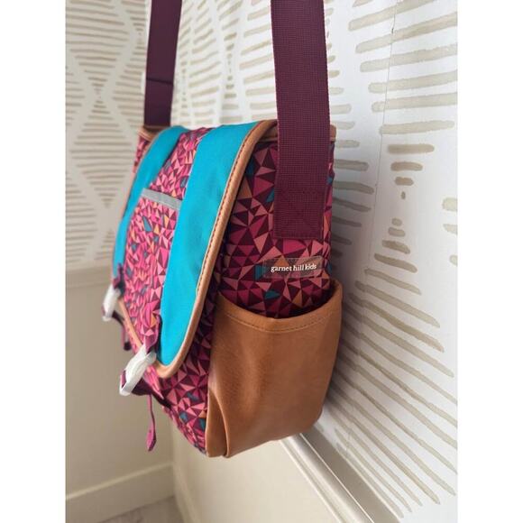 Garnet Hill Kids Maroon Geometric Print Eco Messenger Book School Travel Bag - Picture 3 of 7